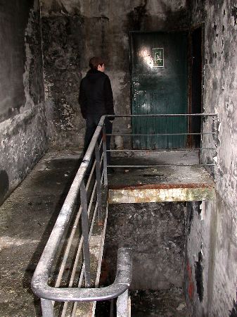 00-burnt stairs.jpg