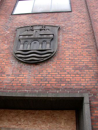 02-relief.jpg