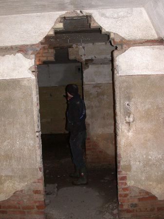 bunker03 - 06.jpg