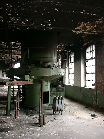 21-machine 2.jpg