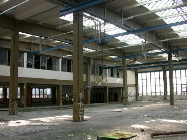 08-halle 1.jpg