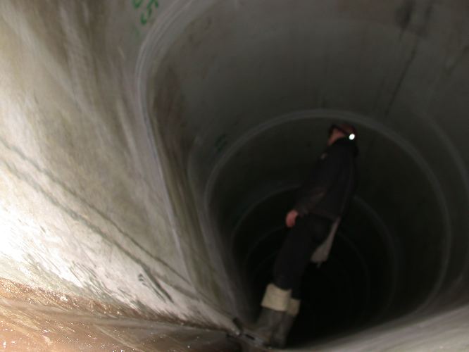 sewer06 - 08.jpg