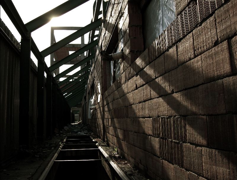 skeletonbuilding/milano - 03.jpg